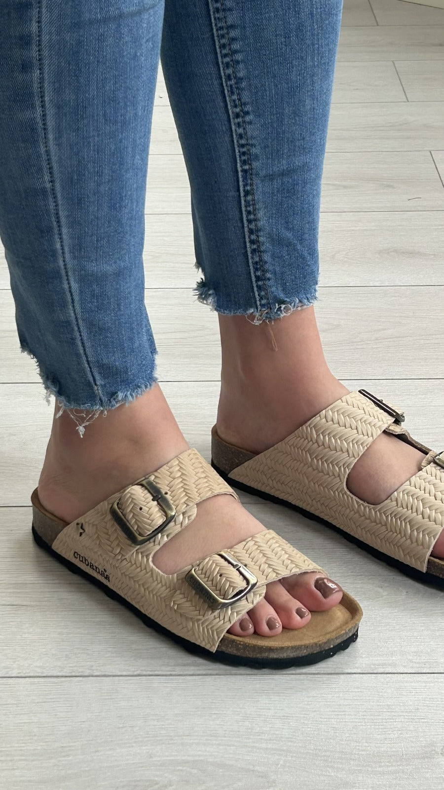 Chinelo linha comporta Cubanas