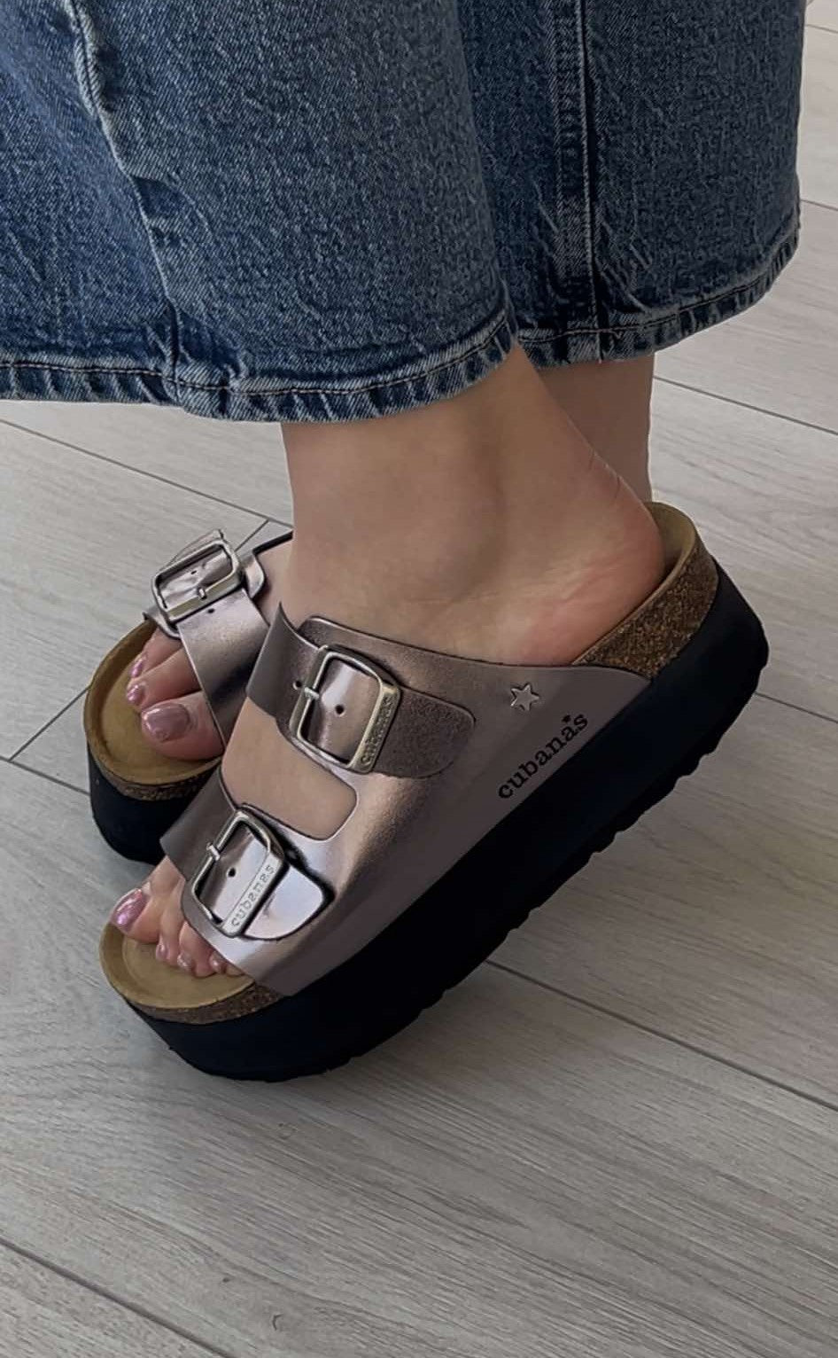 Sandália Plataforma Cubanas Silver - Sapatices