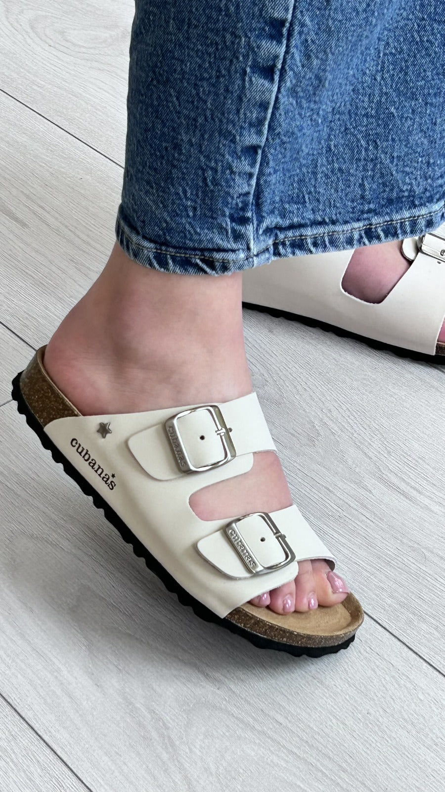 Sandália Cubanas com Duas Fivelas – Branco - Sapatices