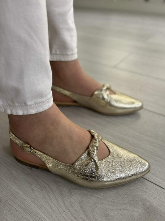 Sabrina Dourada com Laço e Tira de Calcanhar - Sapatices