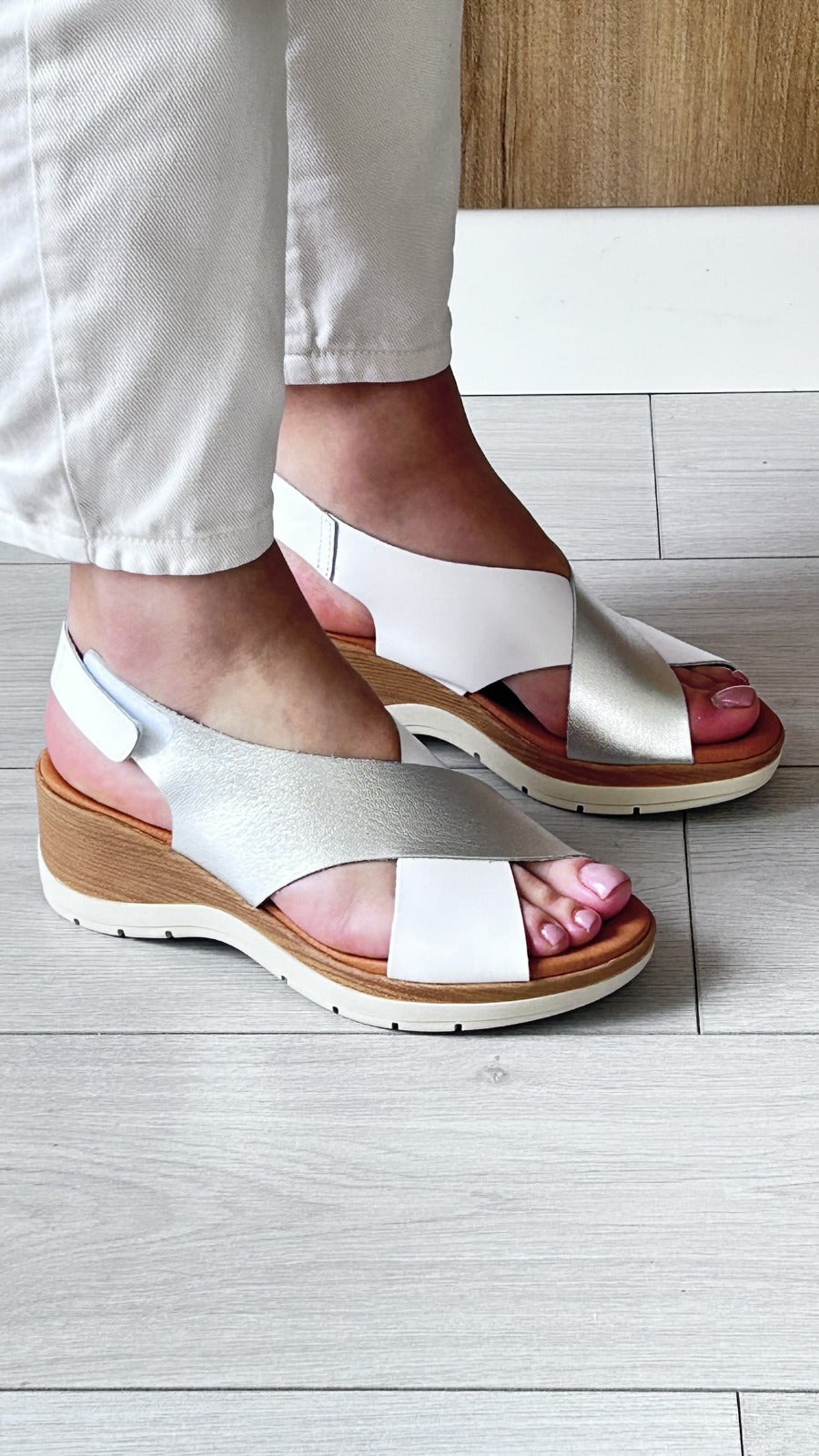 Sandália de Cunha Média - Branco / Prata - Sapatices