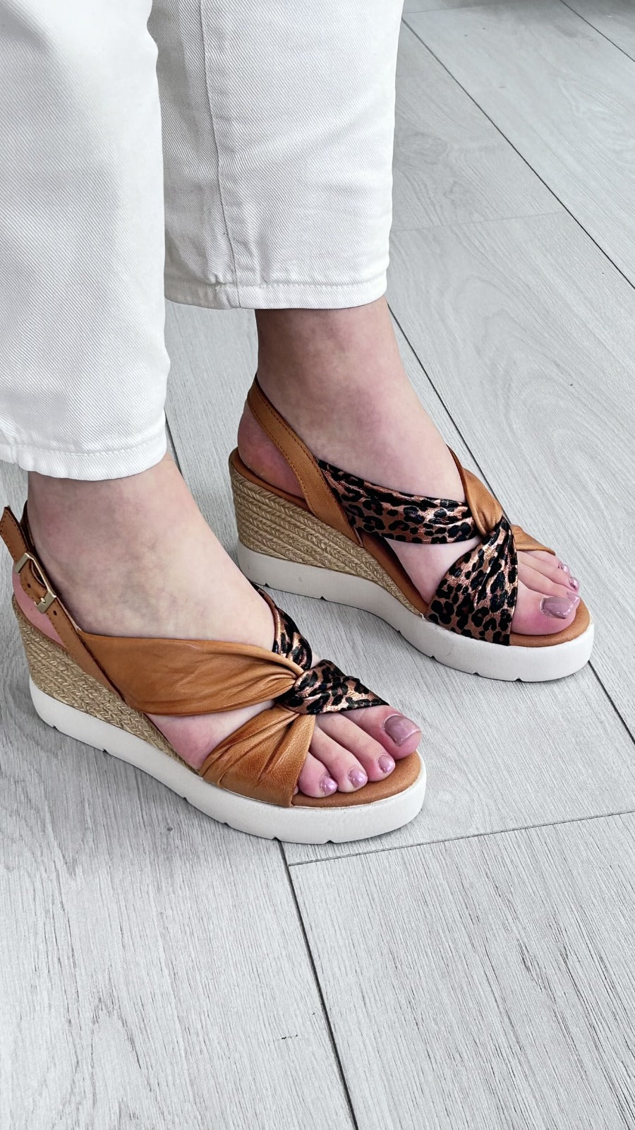 Sandália de Cunha Média Animal Print - Sapatices