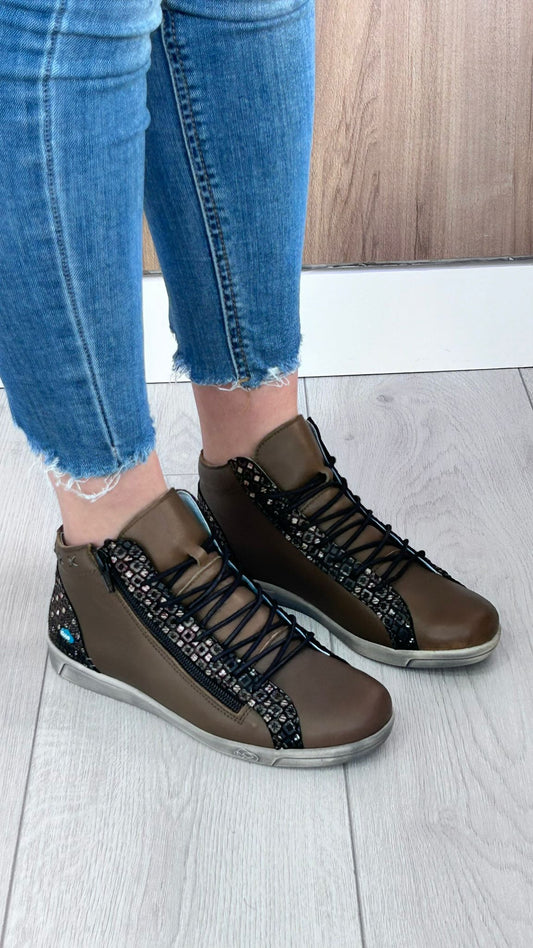 Teni bota Kaki - Cloud