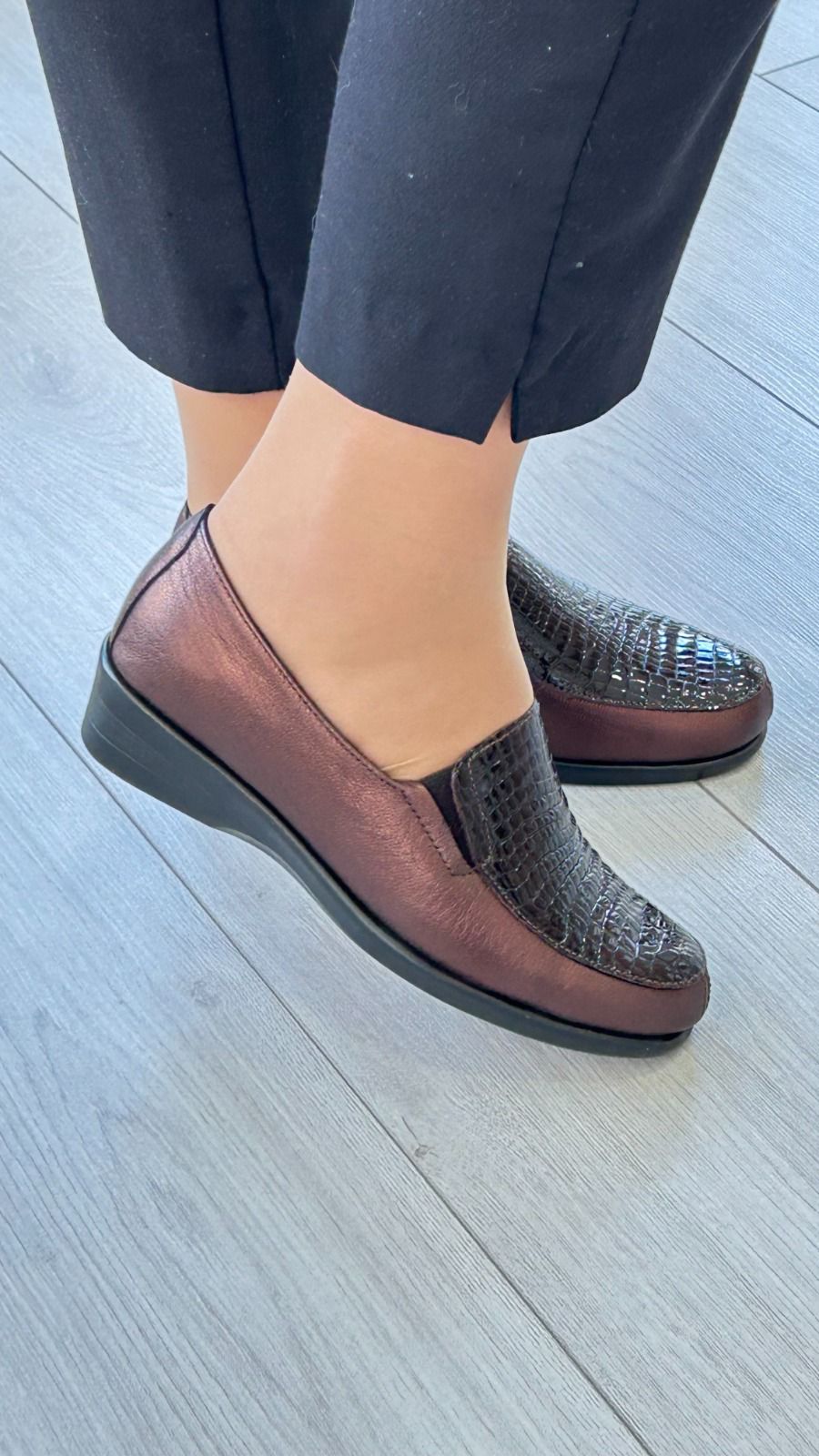 Mocassim Castanho Metalizado - Walk&Go