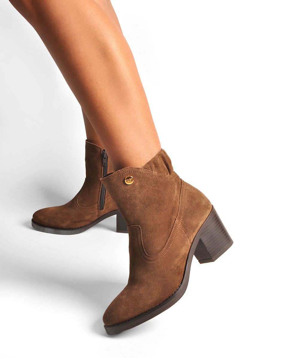 Botim Camurça Castanha