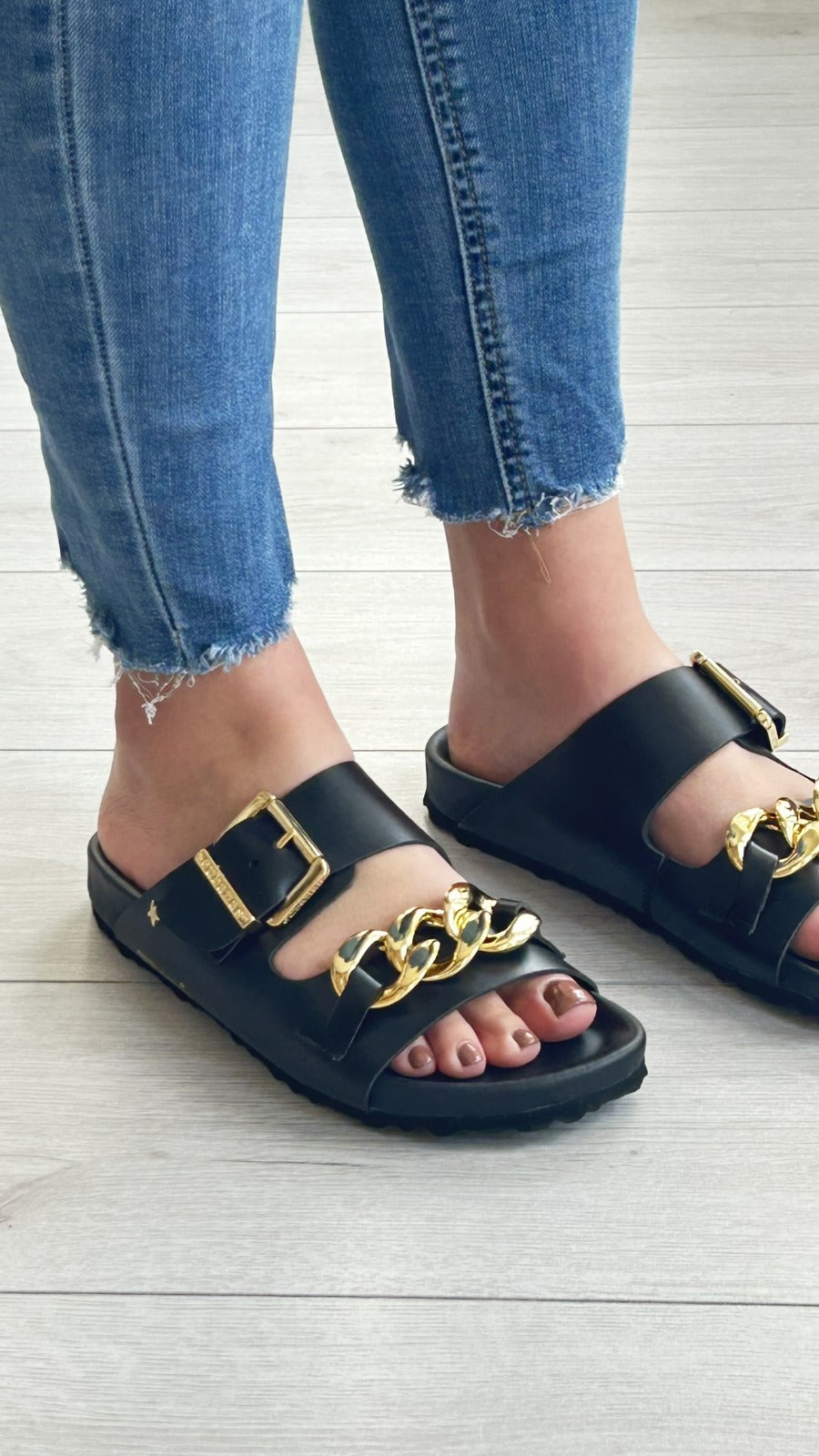 Chinelo linha comporta Cubanas 