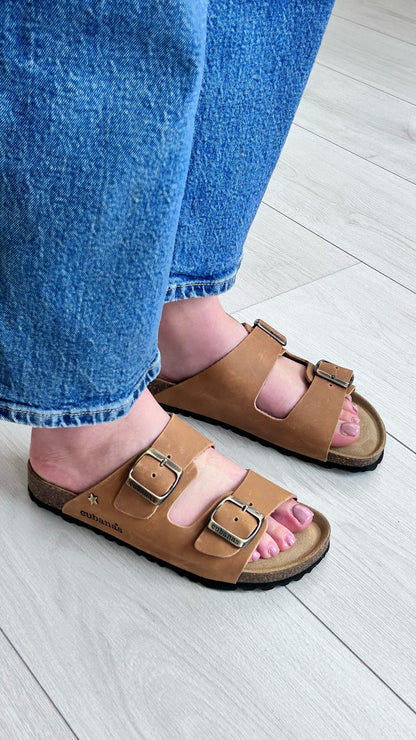 Sandália Cubanas Camel – Estilo Clássico com Conforto Premium - Sapatices