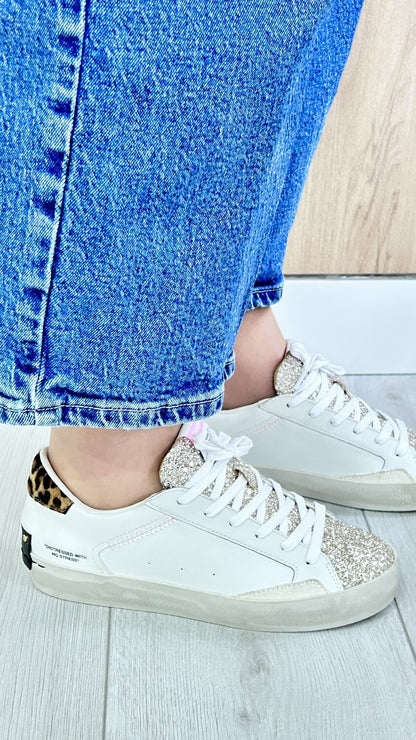 Sapatilhas Distressed Branco com Glitter e Animal Print - Sapatices