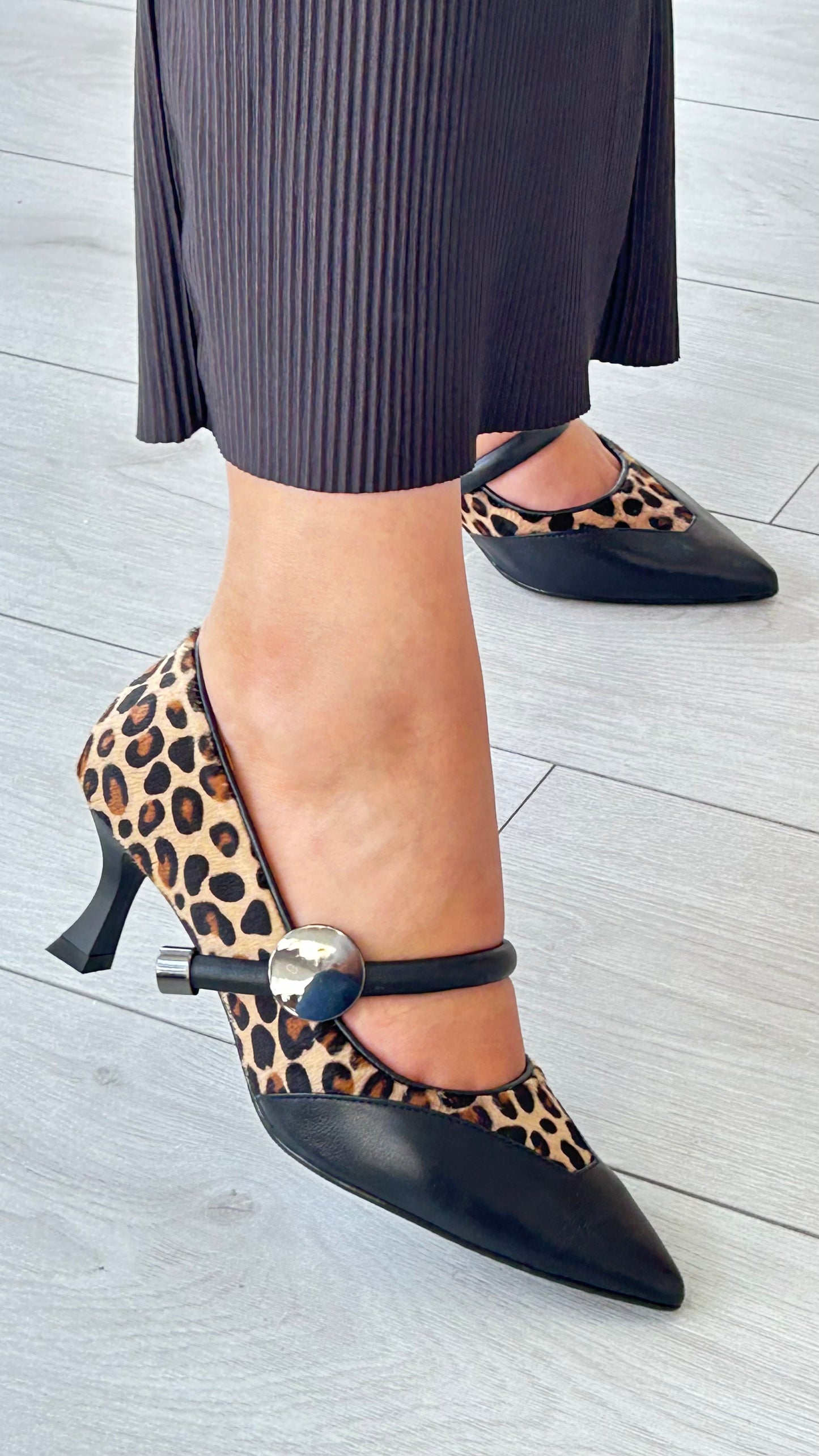 Sapato de Salto Animal Print - CharcaShoes