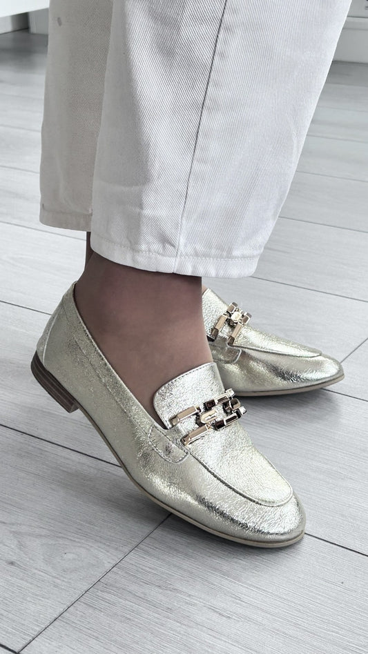 Mocassim Dourado com Fivela Dourada – Charca - Sapatices