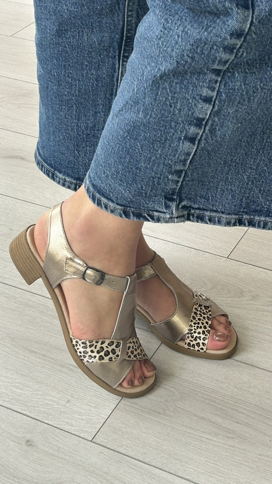Sandália conforto Walk&GO