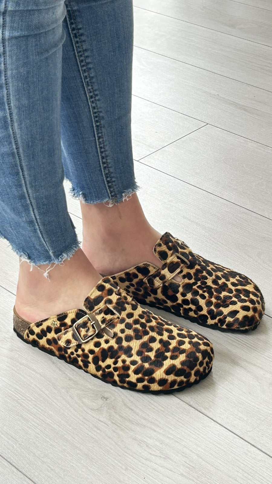 Chinelo linha comporta Cubanas 
