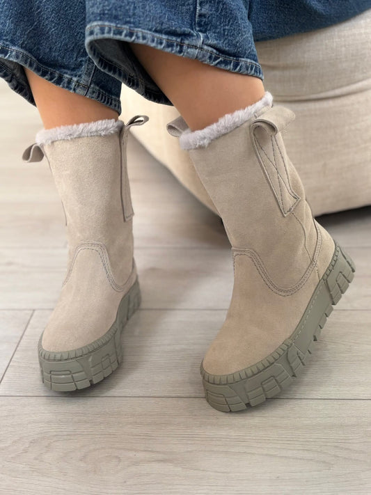 Bota Cinza Clip