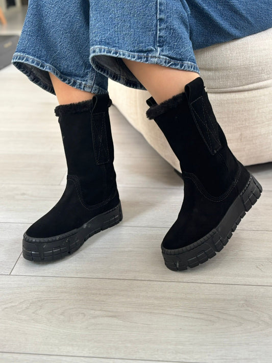 Bota Preta Clip