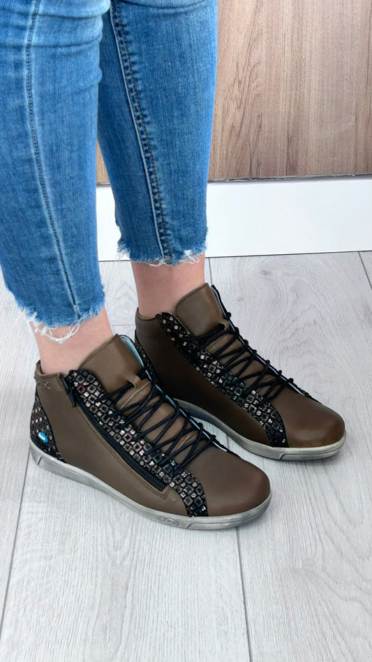 Teni bota Kaki - Cloud