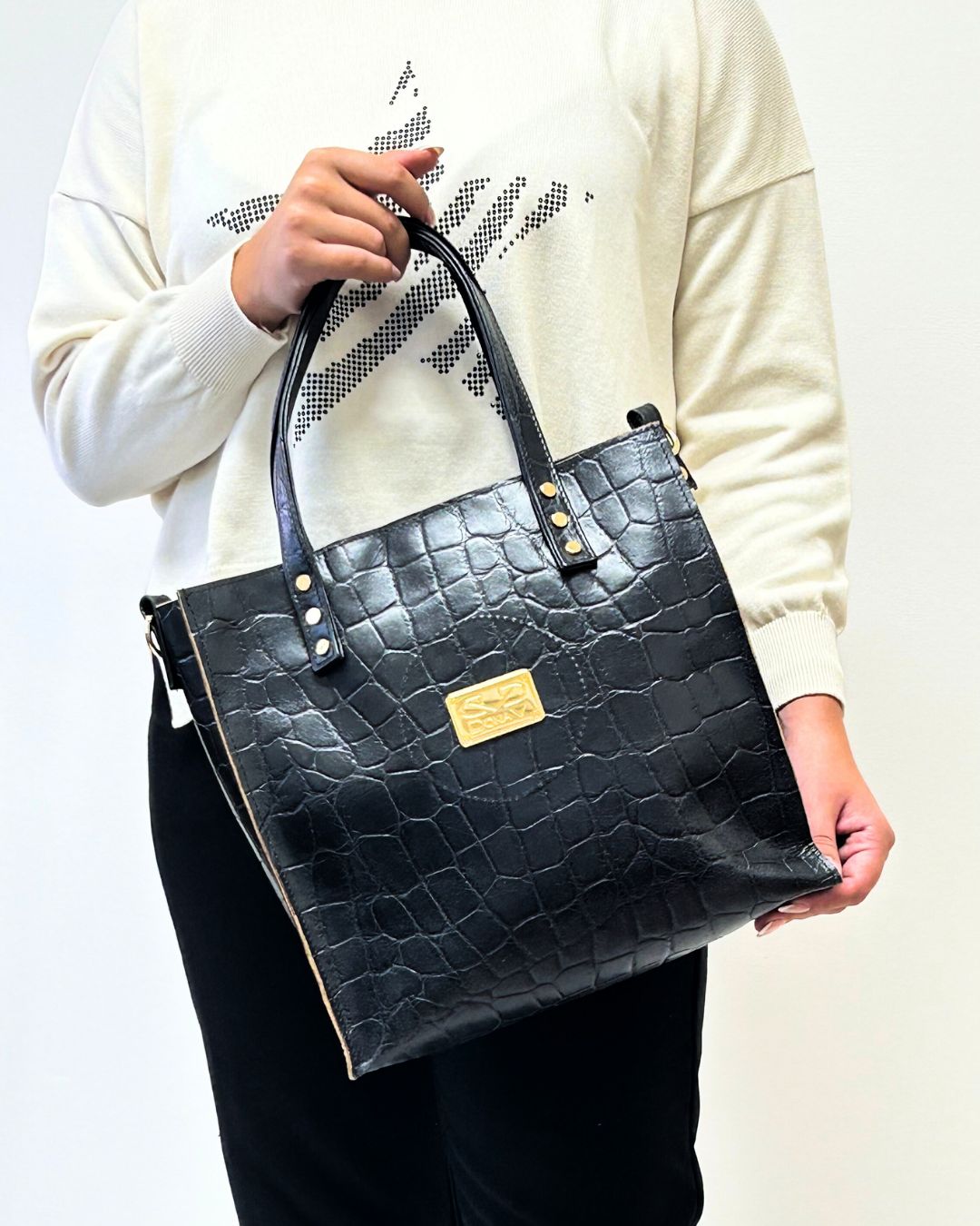 Mala em Pele Croco Preta - Dona V