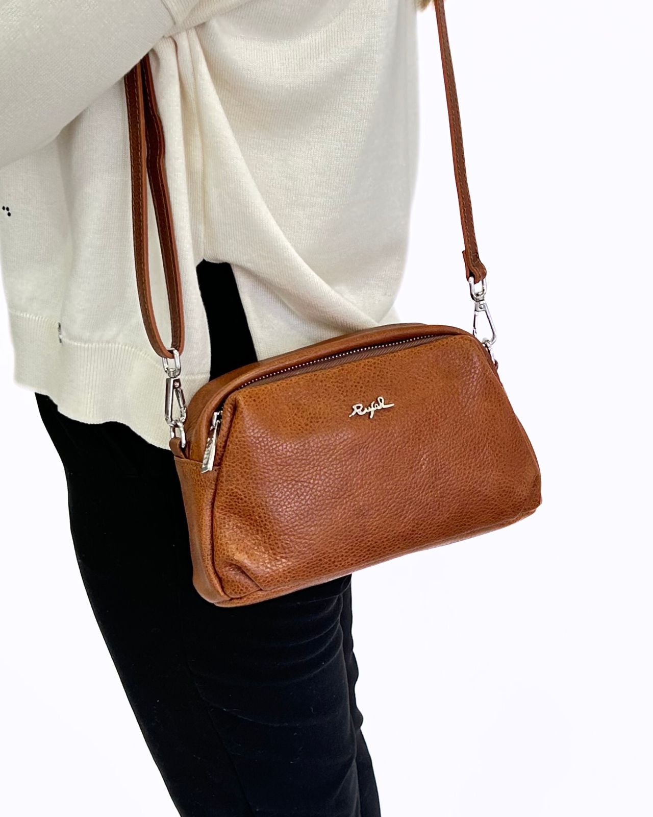 Mala Tiracolo Castanha em Pele - Rufel