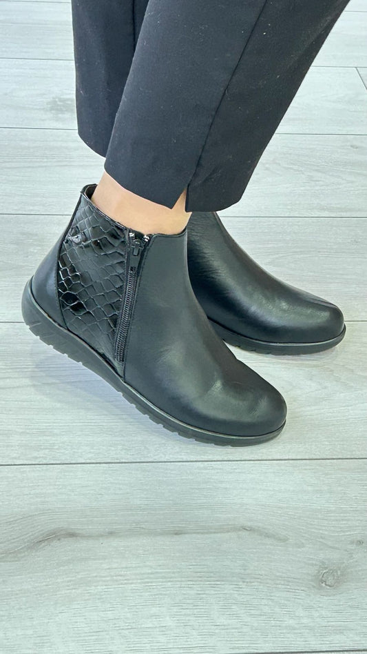 Botim Conforto Walk & Go (preto com lateral croco )