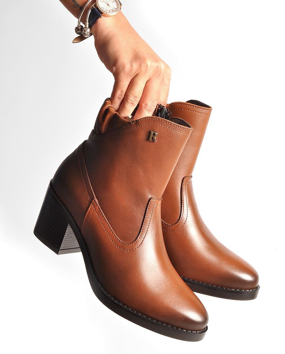 Botim em Pele Camel Ruika