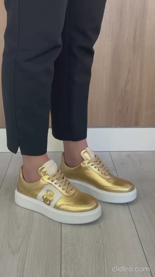 Sapatilha  Dourada  Bamburi – Estilo & Conforto em Cada Passo