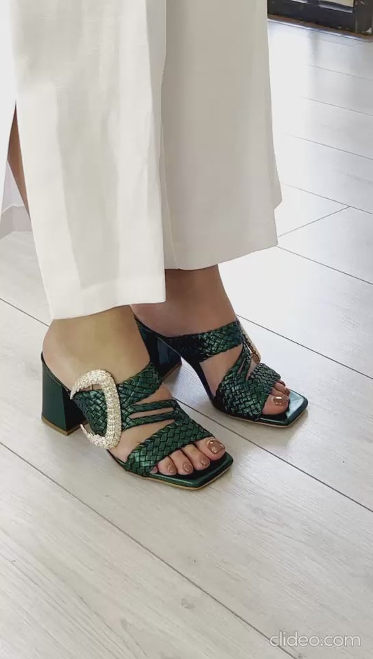 Sandália Verde Dona V