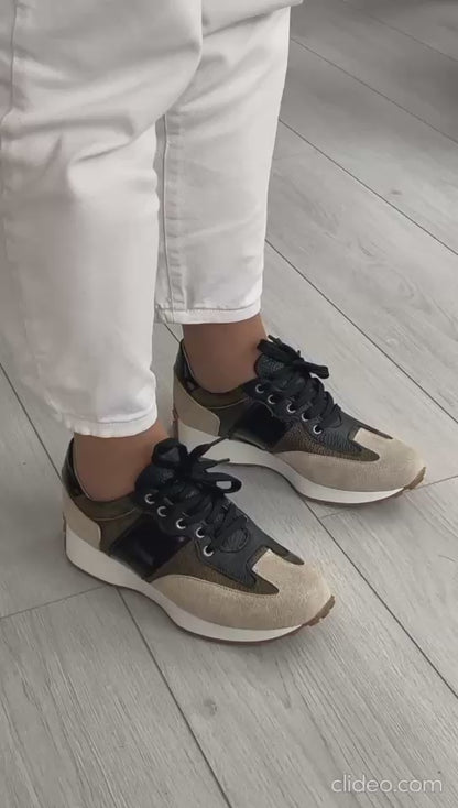 Walk&amp;Go Sneakers - Beige Suede