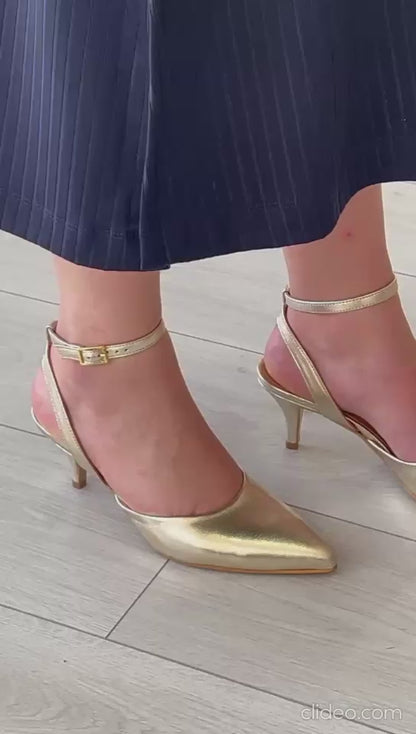 Sandálias Dona V – Elegância Dourada