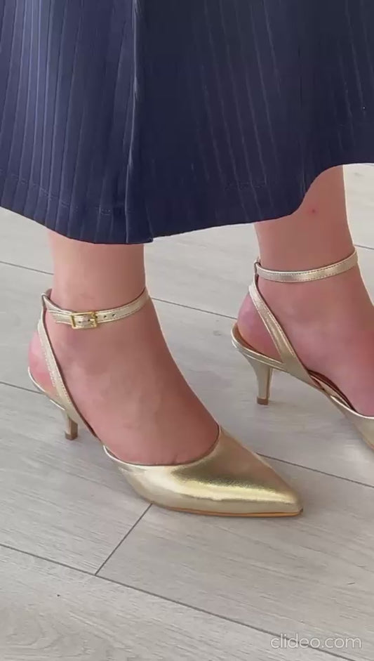 Sandálias Dona V – Elegância Dourada