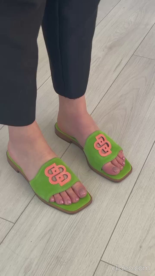 Chinelo Bamburi em Camurça Verde