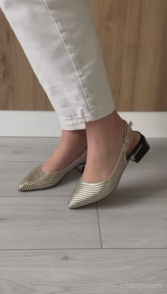 Sapato  Dourado com Brilho – Charca
